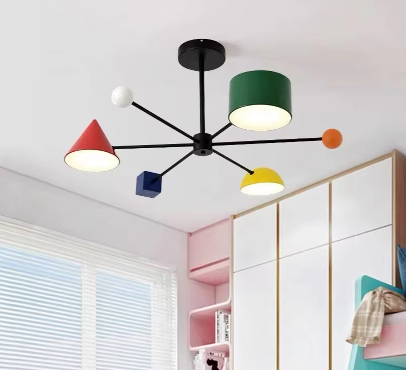 MacaronDream Kids Chandelier