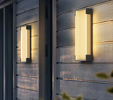 SolarSteel Wall Lamp – Solar-powered Outdoor Lamp in Stainless Steel