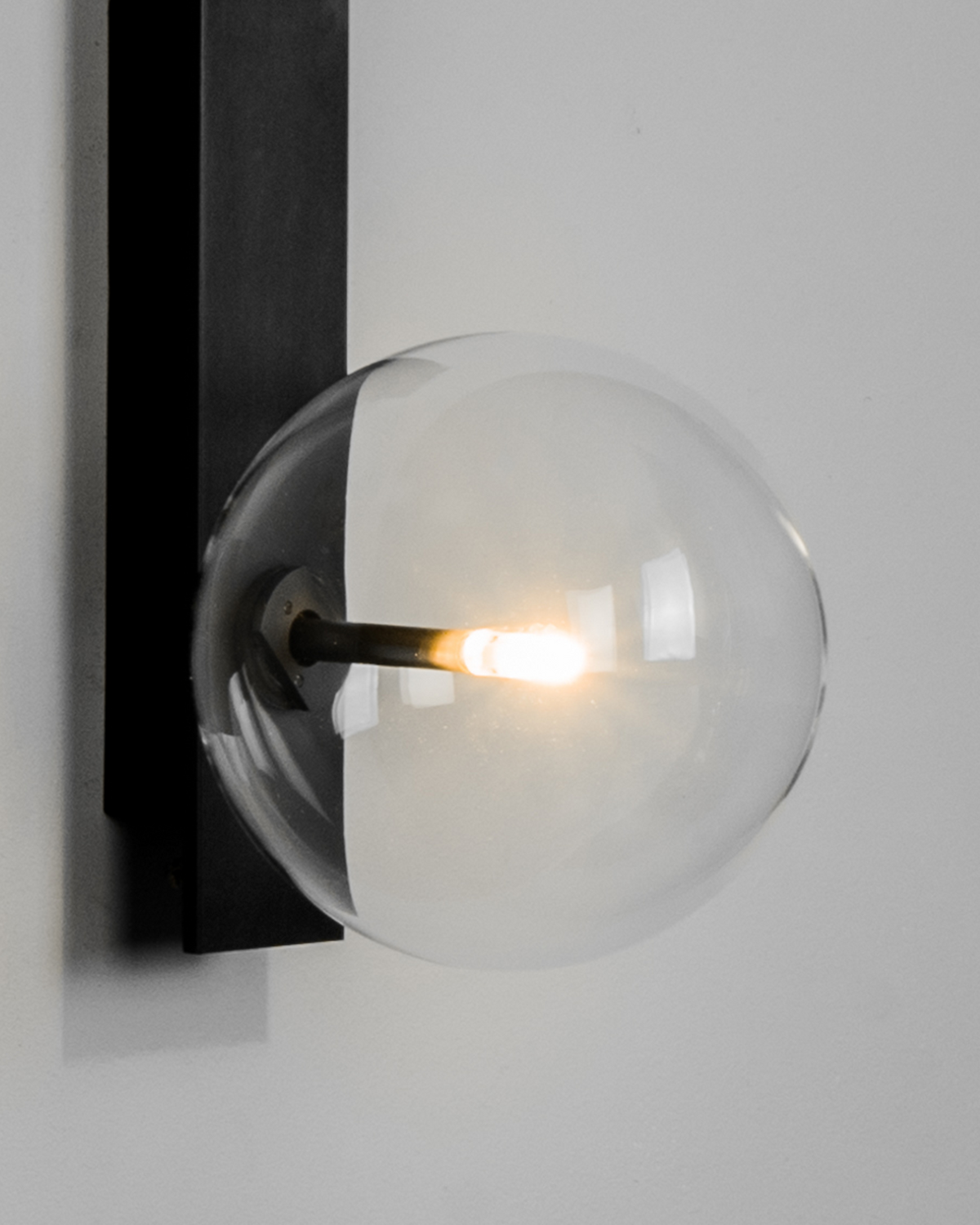 Schwung Lighting - Oslo Dual - wandlampen - sfeerbeeld