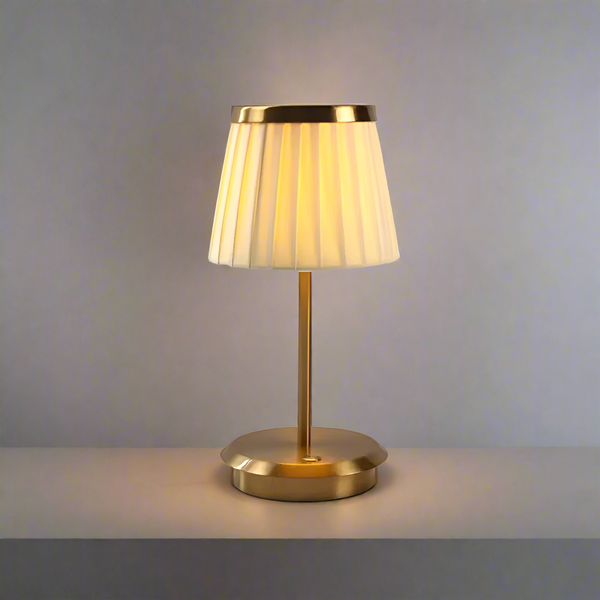 Classic Elegant Table Lamp With Warm Light