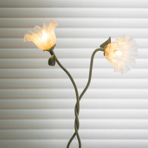 Elegant Calla Flowers White Floor Lamp