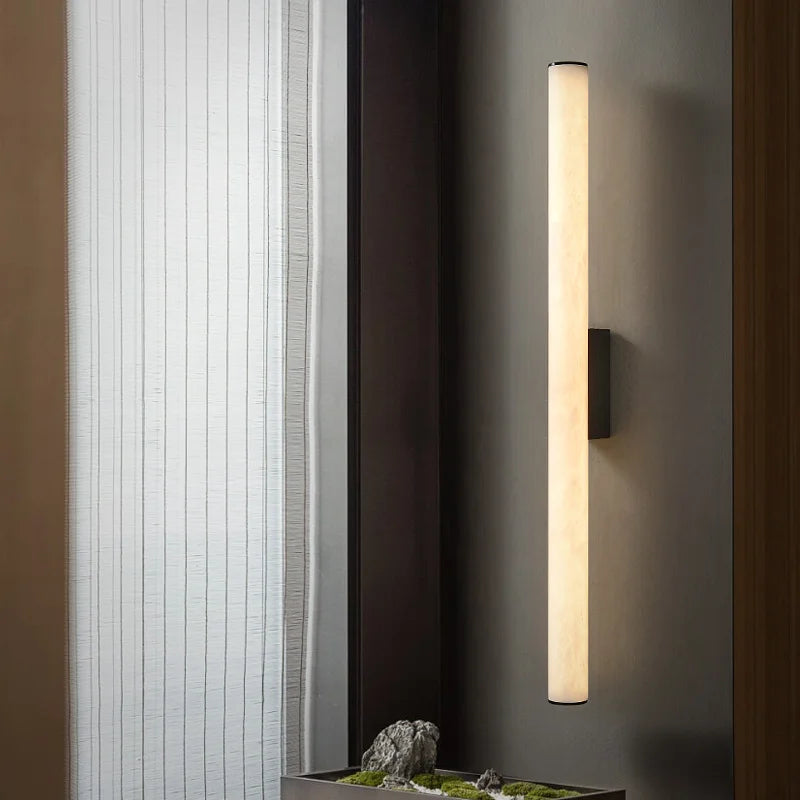 Auralis Lux – Minimalistische Wandlamp van Koper & Marmer - wandlamp - sfeerbeeld
