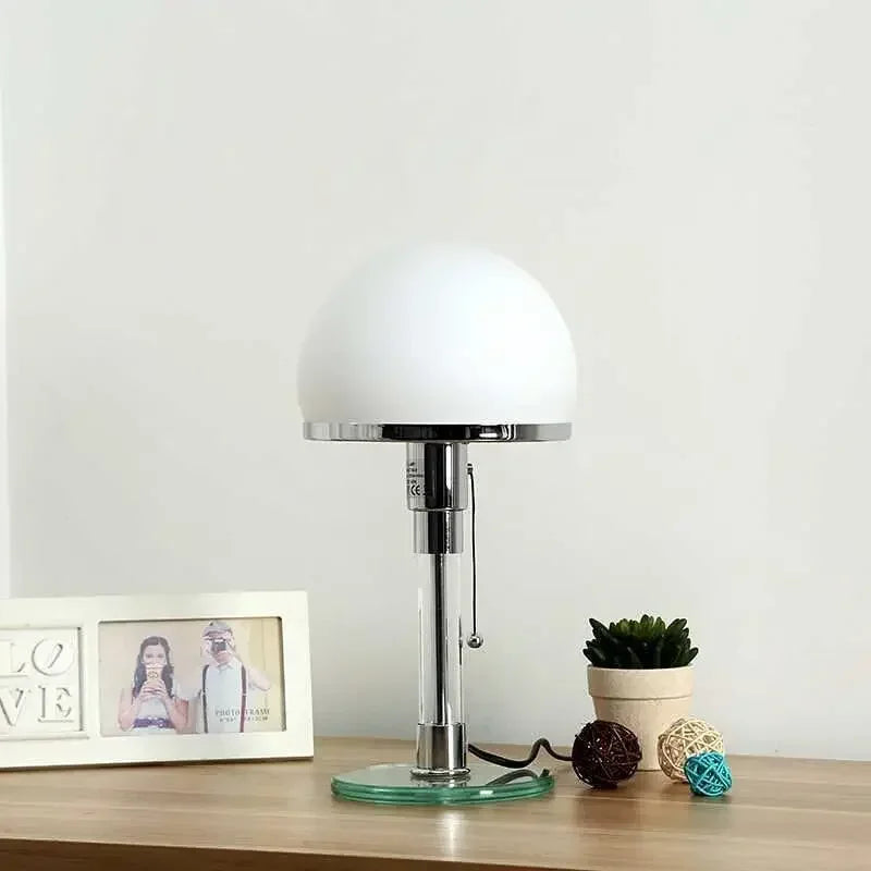 AuroraBauhaus LED Tafellamp – Nordic Glas & Metaal Designlamp - tafellampen - in de kamer