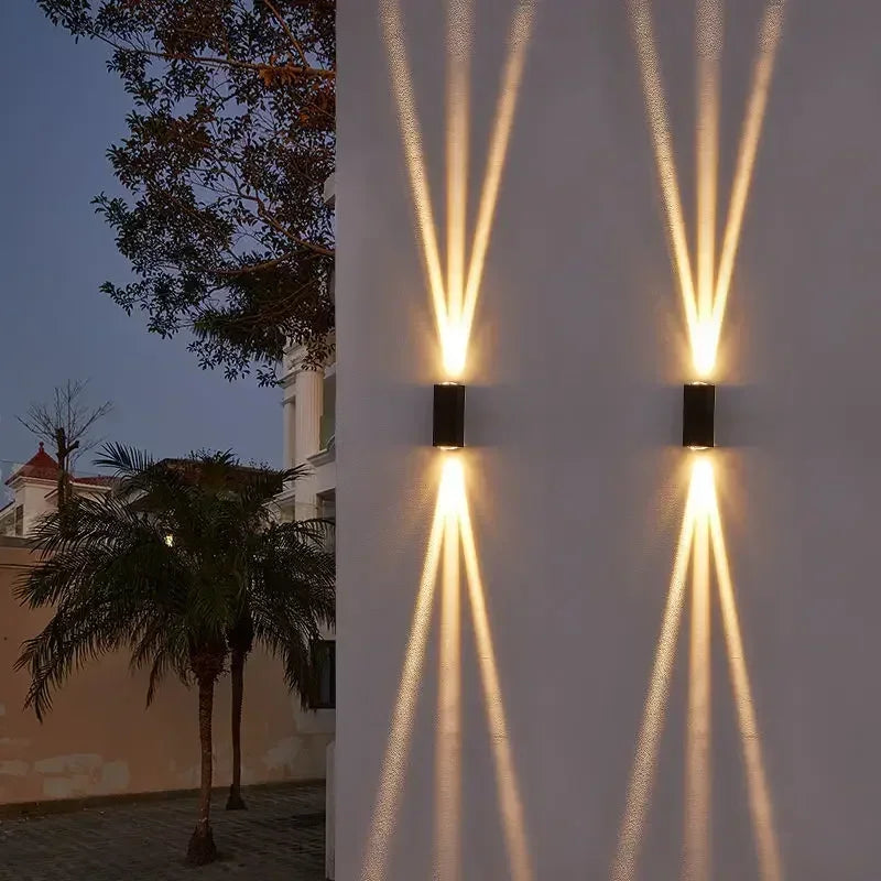 Stralux Beam IP65 Wall Lamp – Minimalist LED Outdoor Lamp with Narrow Beam for Facade, Garden & Terrace