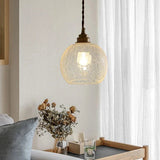 Scandinavian and retro crystal glass pendant lamp