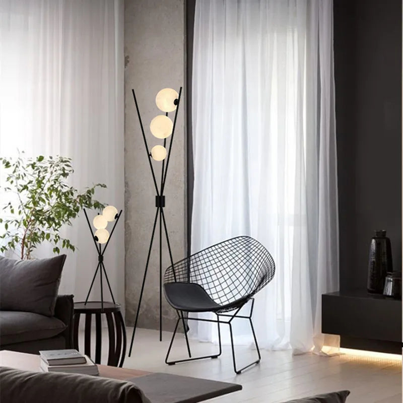 LunaGlow 3D Maan Vloerlamp – Elegante LED Tripod Lamp voor Woonkamer, Slaapkamer & Studieruimte - vloerlamp - sfeerbeeld