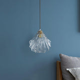 Shell Mini Pendant Lamp in the Shape of a Shell