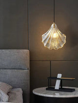 Shell Mini Pendant Lamp in the Shape of a Shell