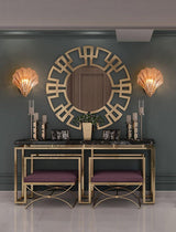 Wall lamp in the shape of a shell