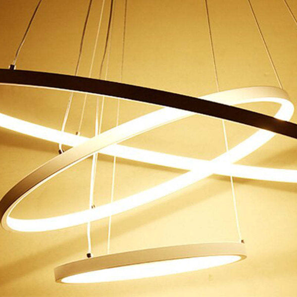 Moderne Plafondlamp Met 3 Ringen - hanglampen - detail