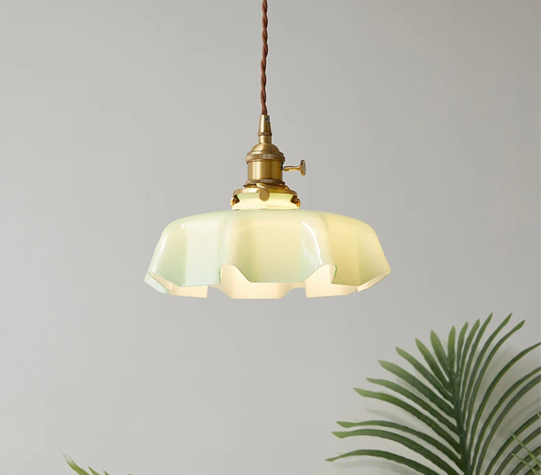 Nordic Bloom Glass Pendant – Minimalistische Glazen Hanglamp in Crèmekleurige Bloemstijl - hanglampen - verlicht