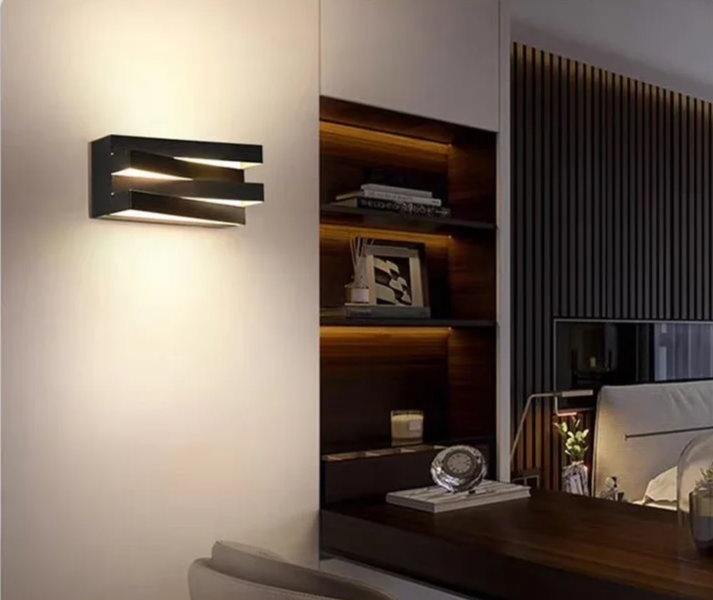 LuxGate Pro – LED Buitenwandlamp IP65 van Aluminium voor Tuin, Villa & Poort - buitenverlichting - zijaanzicht