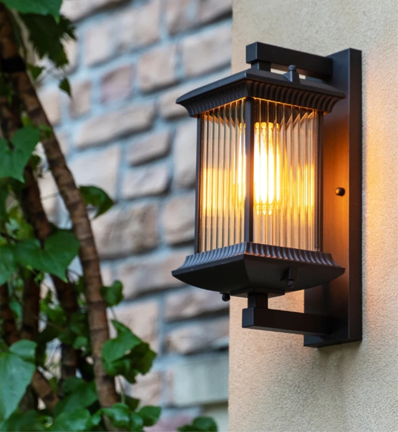 TerraGuard Classic – Waterdichte Buitenwandlamp van Metaal - buitenverlichting - gemonteerd