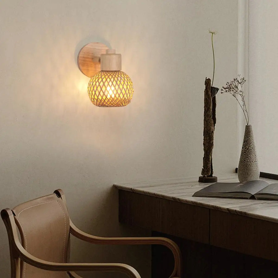 BambuZen Retro Japanese Bamboo Wall Lamp – Natural Rattan Mood Lighting