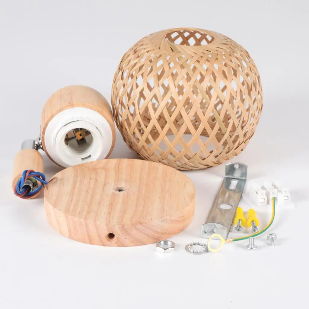 BambuZen Retro Japanse Bamboe Wandlamp – Natuurlijke Rattan Sfeerverlichting - wandlamp - zijaanzicht