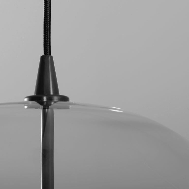 Schwung Lighting - Glass Globe Pendant FI 250 - hanglampen - in de kamer