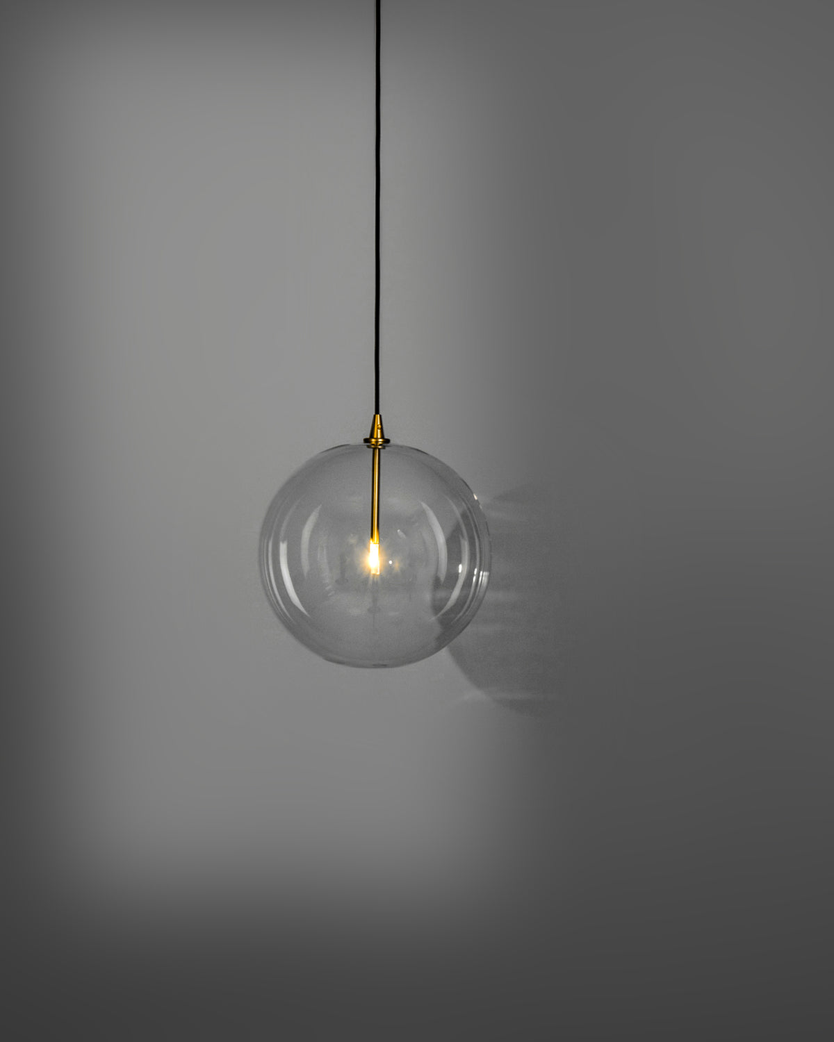 Schwung Lighting - Glass Globe Pendant FI 300 - hanglampen - detail