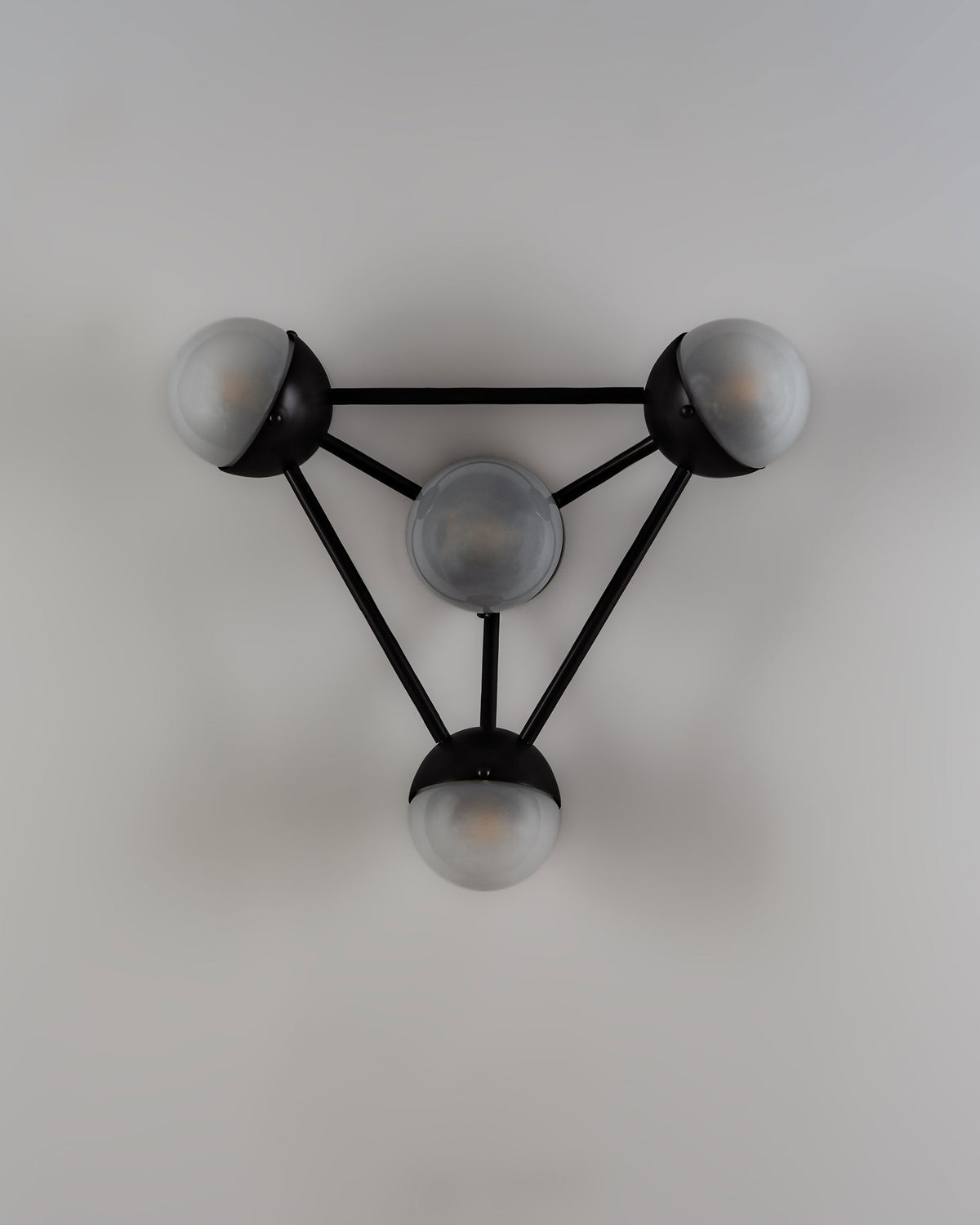 Schwung Lighting - Molecule 4 - wandlampen - zijaanzicht