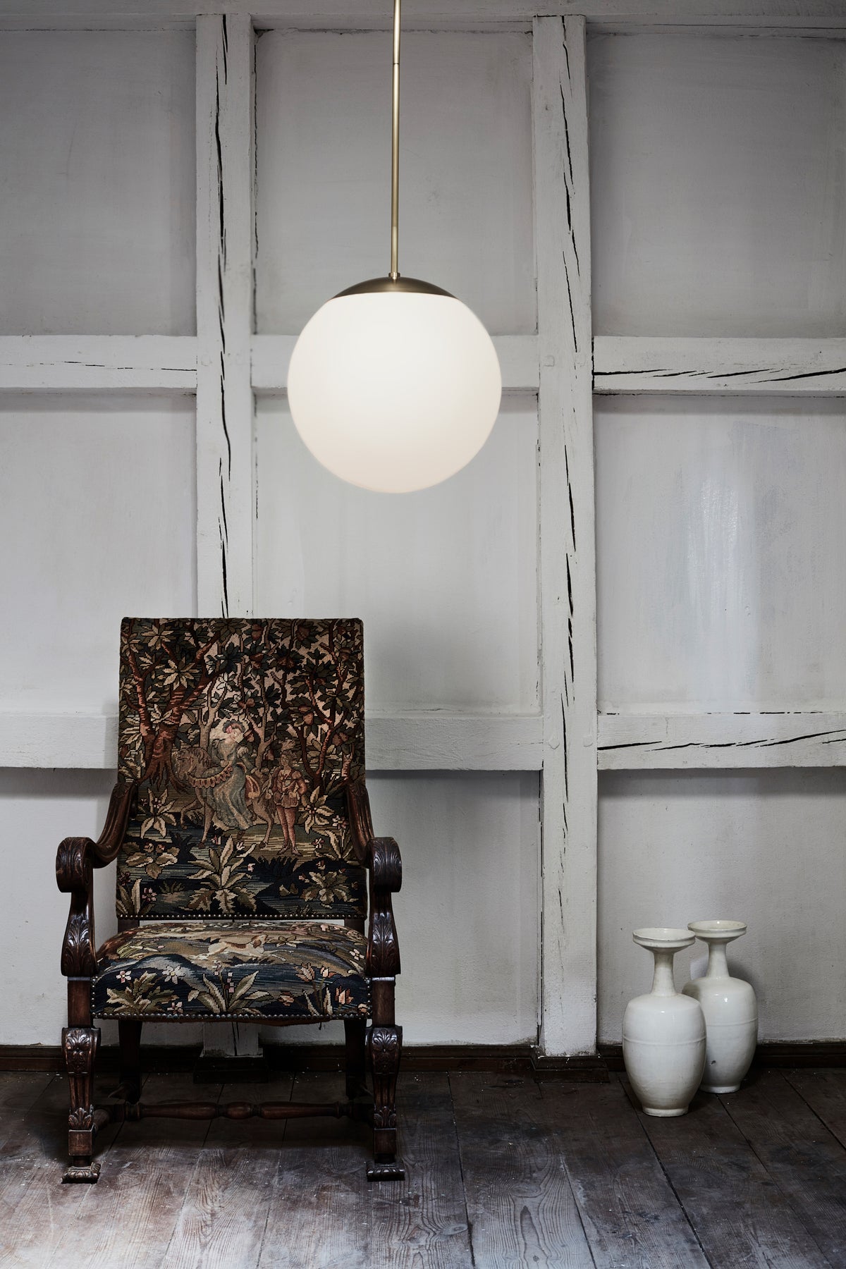 Schwung Lighting - Glass Globe Opal FI 600 - hanglampen - materiaaldetail