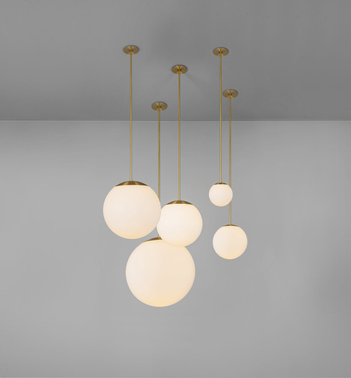Schwung Lighting - Glass Globe Opal FI 600 - hanglampen