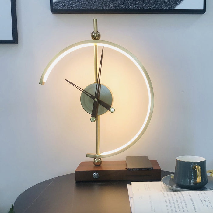Nagoyalight | Luxe Lampenklok En Oplader - wandlampen - sfeerbeeld