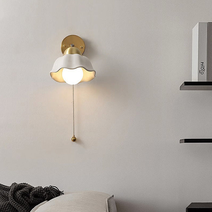 Retro Witte Bloem Wandlamp - wandlampen - sfeerbeeld