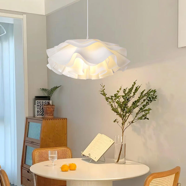 Witte Hanglamp In Bloemvorm - hanglampen - gemonteerd