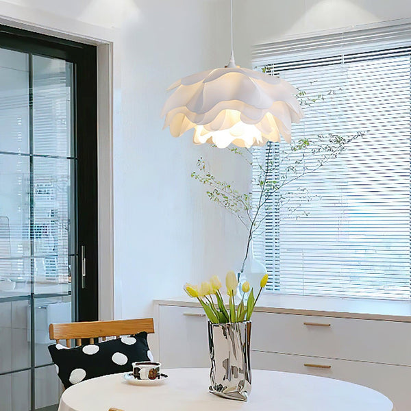 Witte Hanglamp In Bloemvorm - hanglampen - close-up