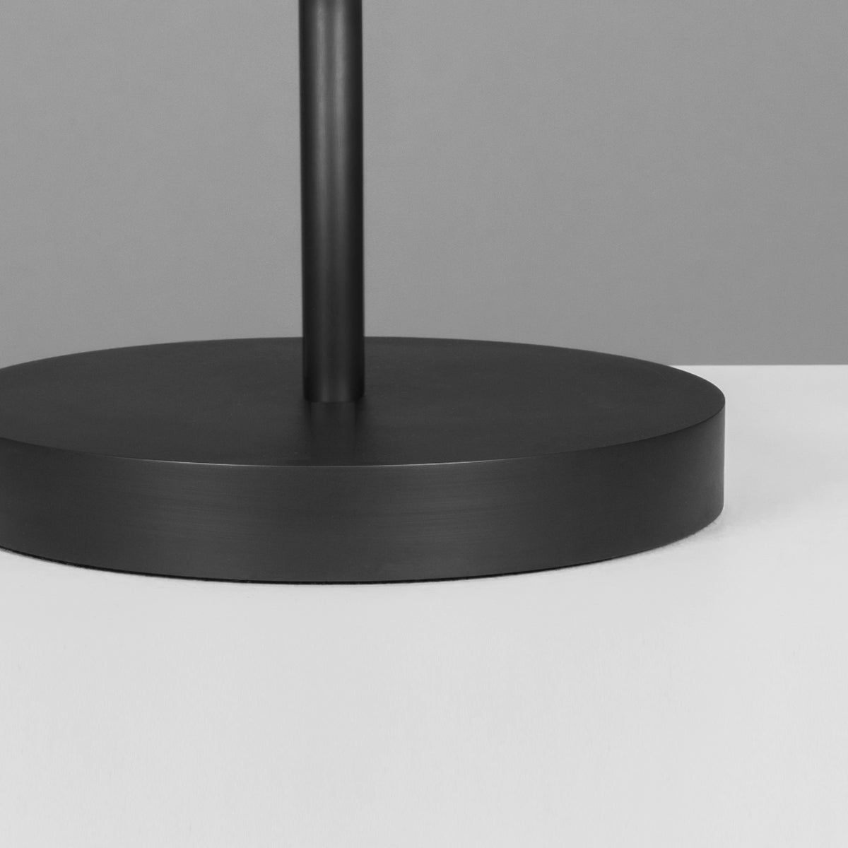 Schwung Lighting - Odyssey Floor Lamp 1 - vloerlampen - gemonteerd