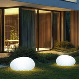 Cobblestone Garden Lamp