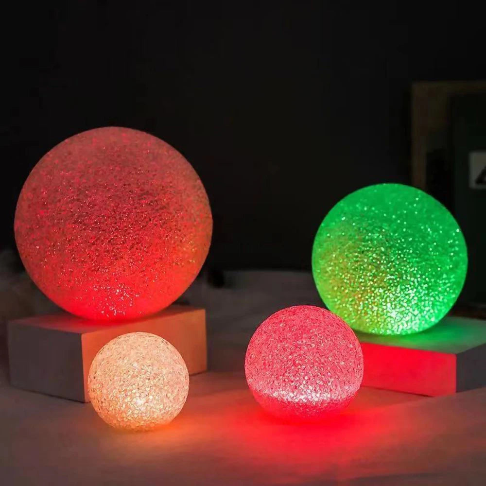 LumoSphere Handheld Magische Kristallen Ball Lamp - tafellampen - close-up