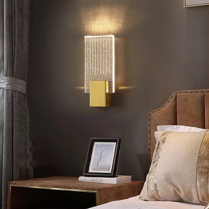 AuroraLux Bubble Wandlamp – Luxe Gouden LED - wandlamp - gemonteerd