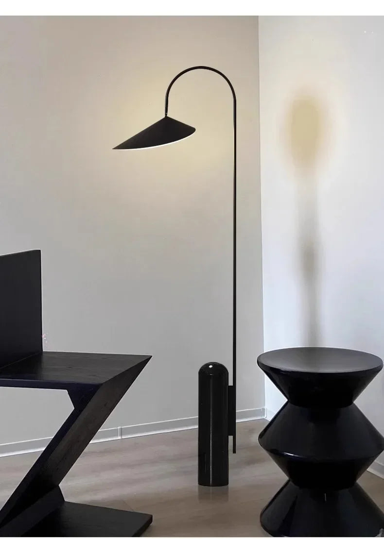 Nordic Arum | Minimalistische Design Vloerlamp met Marmeren Basis - vloerlampen - close-up