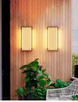 SolarSteel Wall Lamp – Solar-powered Outdoor Lamp in Stainless Steel