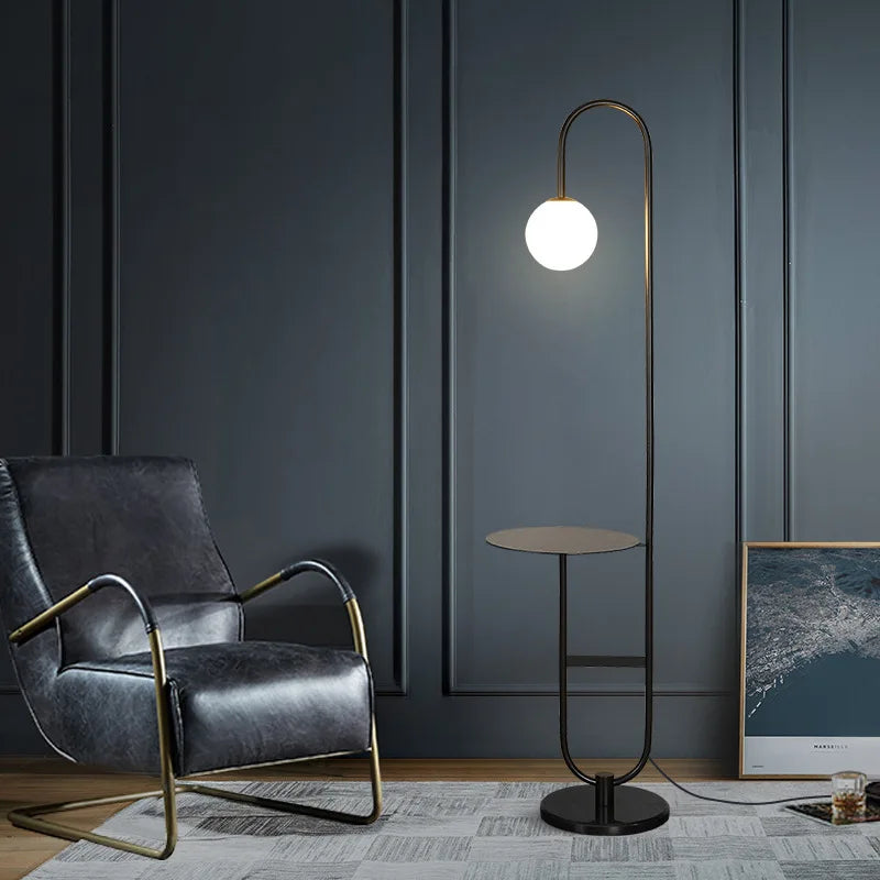 Nordic Luxe Vloerlamp met Marmeren Bijzettafel - vloerlamp - in de kamer
