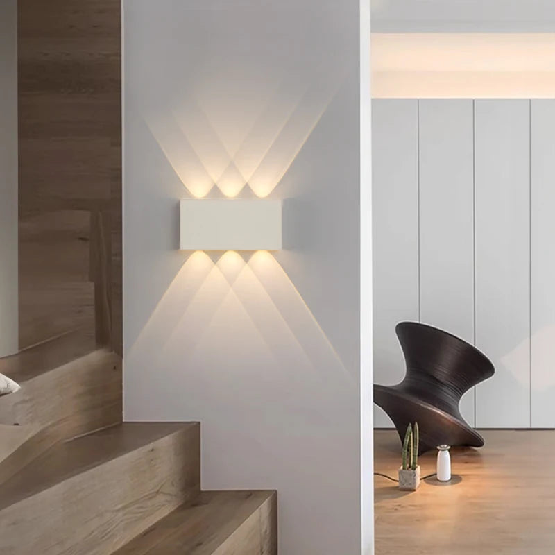 LumiWall Minimalistische Draadloze LED Wandlamp - wandlamp - sfeerbeeld