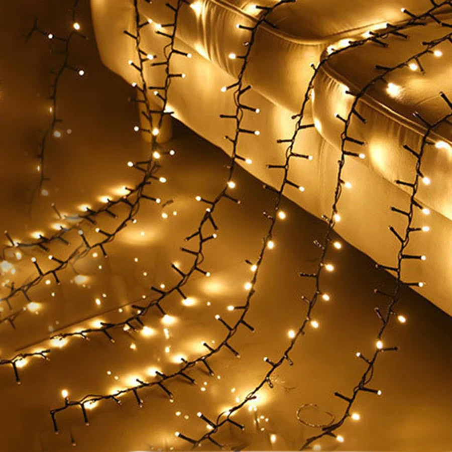 FIREFESTA – 1000/1500 LED Kerst Firecracker Slinger Verlichting - buitenverlichting - close-up