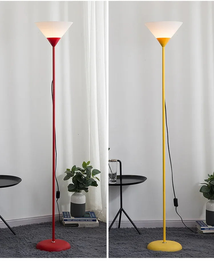 LumiArc LED Vloerlamp – Minimalistisch Design voor Stijlvolle Verlichting - vloerlamp - in de kamer