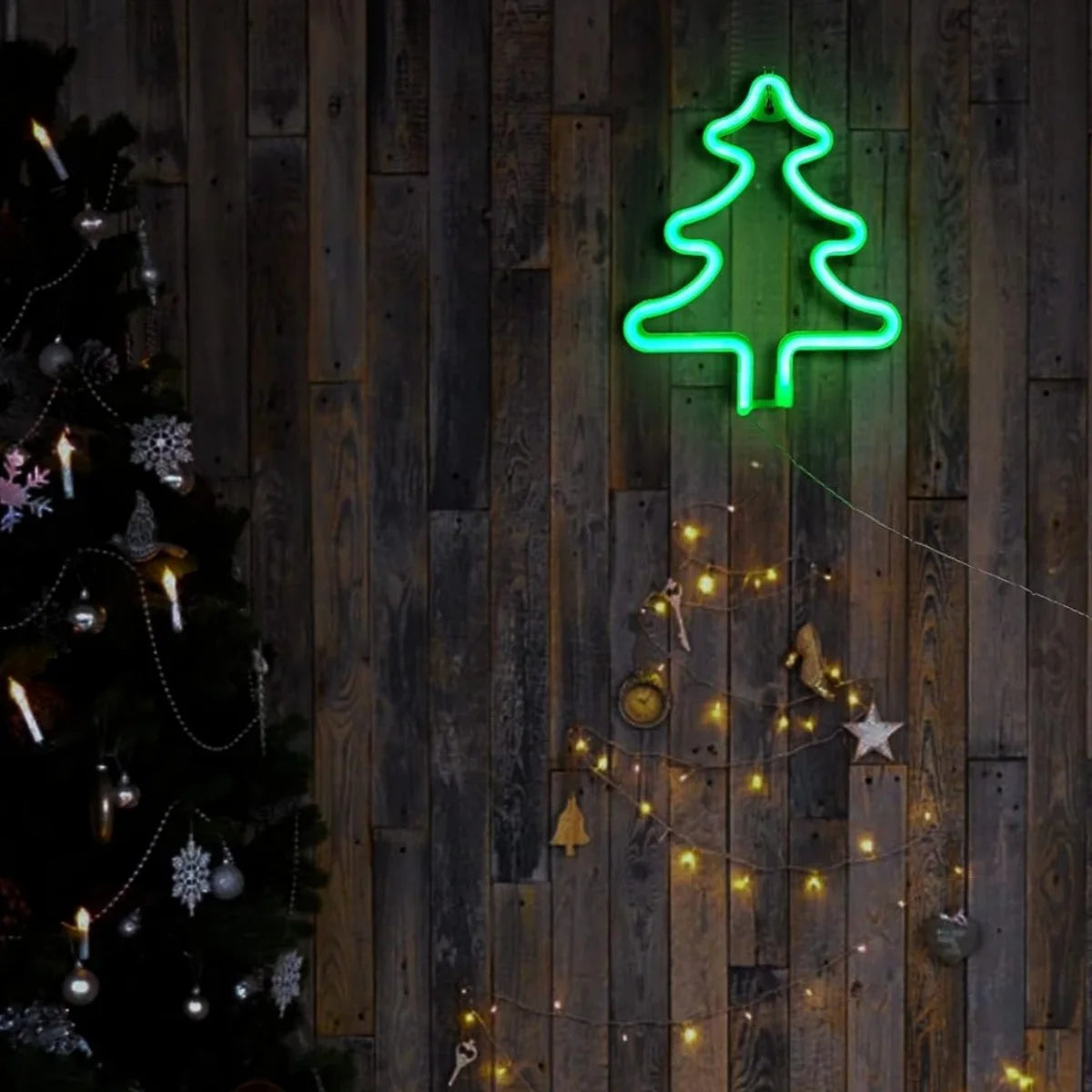 Magische Kerstsfeer Neonlamp – Rendier, Kerstsok & Boom – LED - buitenverlichting - close-up