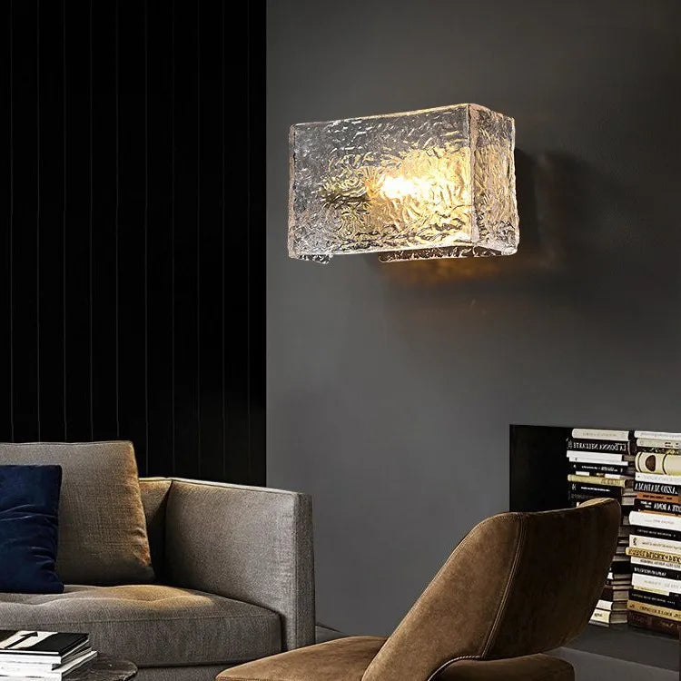 LuxeLuma Postmoderne Koperen Wandlamp met Glazen Kap - wandlamp - detail