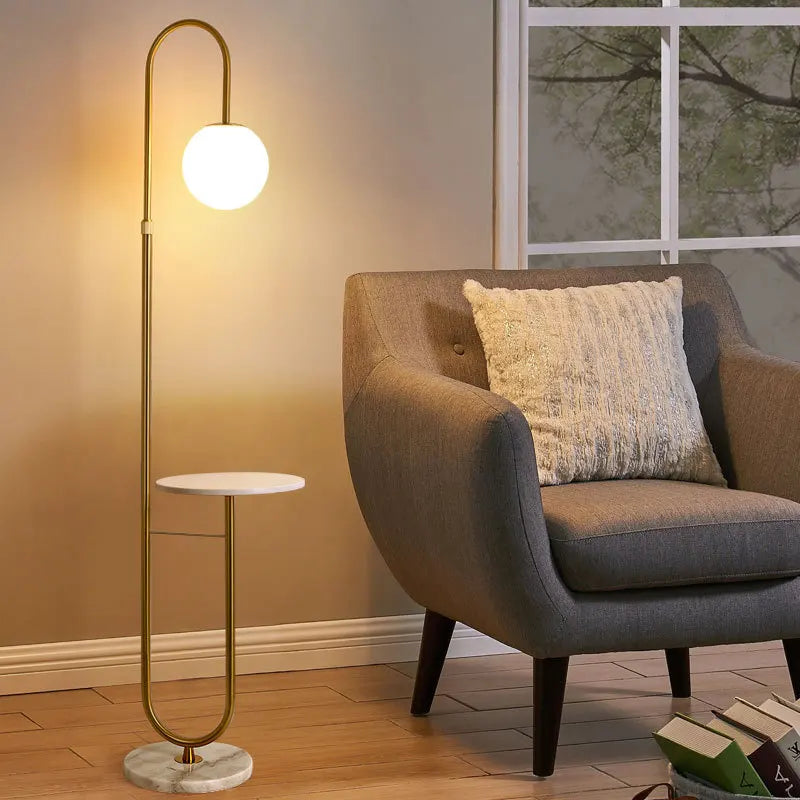 Nordic Luxe Vloerlamp met Marmeren Bijzettafel - vloerlamp - zijaanzicht