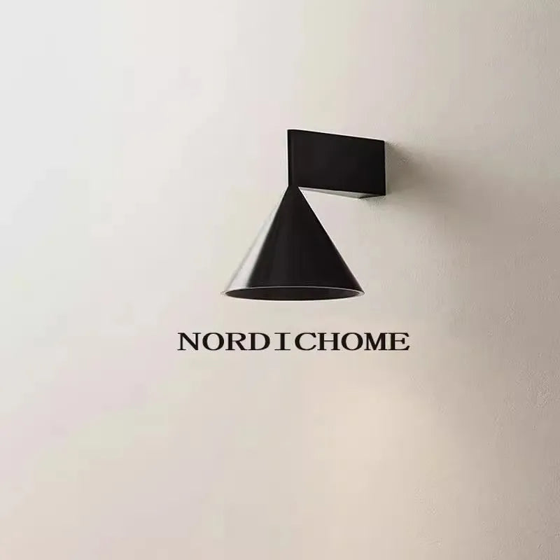 LumoCone Italiaanse Minimalistische Wandlamp - wandlamp - sfeerbeeld
