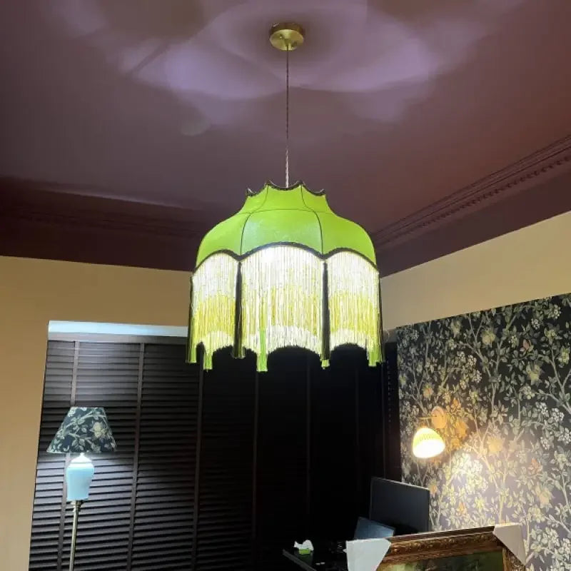 ChâteauLumière Franse Retro Koper & Stoffen Kwast Chandelier - hanglampen - close-up