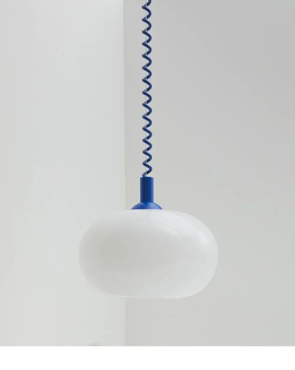 LumiGlas – Minimalistische Glazen Hanglamp - hanglampen - close-up