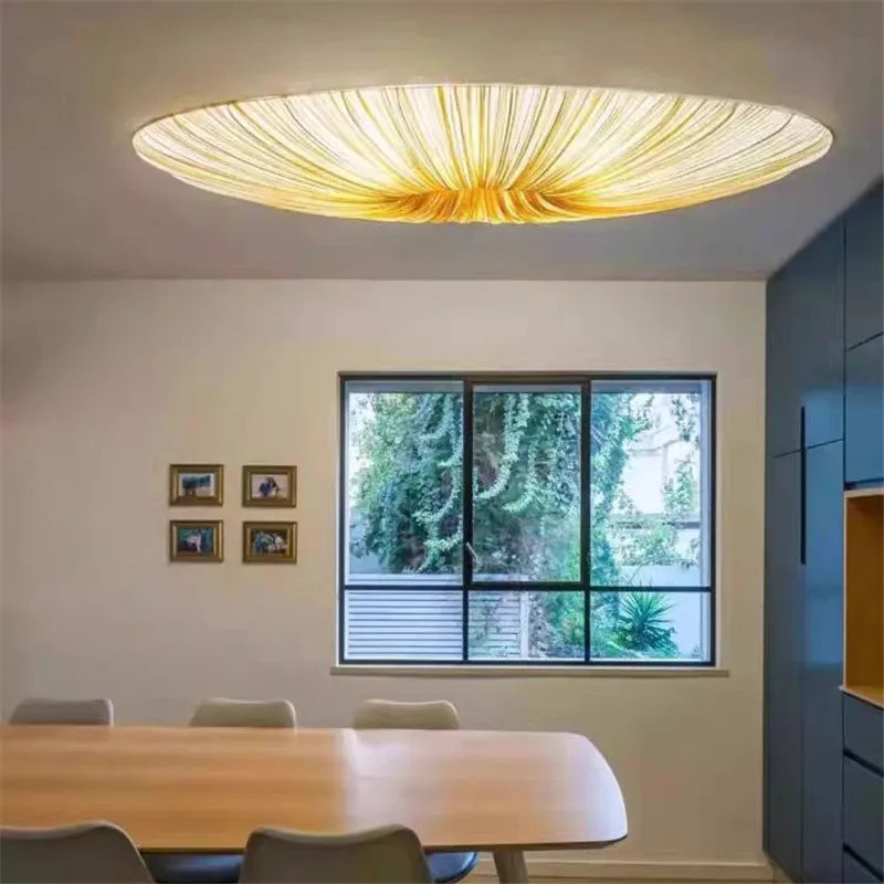 Wabi-Sabi Luxe Stoffen LED Plafondlamp – Minimalistische Rond Vliegende Schotel Hanglamp - hanglampen - zijaanzicht