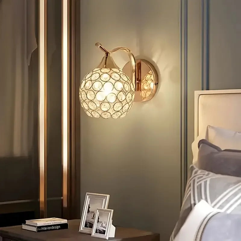 AureliaLux – Modern Crystal Wall Lamp