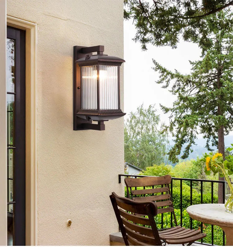 TerraGuard Classic – Waterdichte Buitenwandlamp van Metaal - buitenverlichting - detail