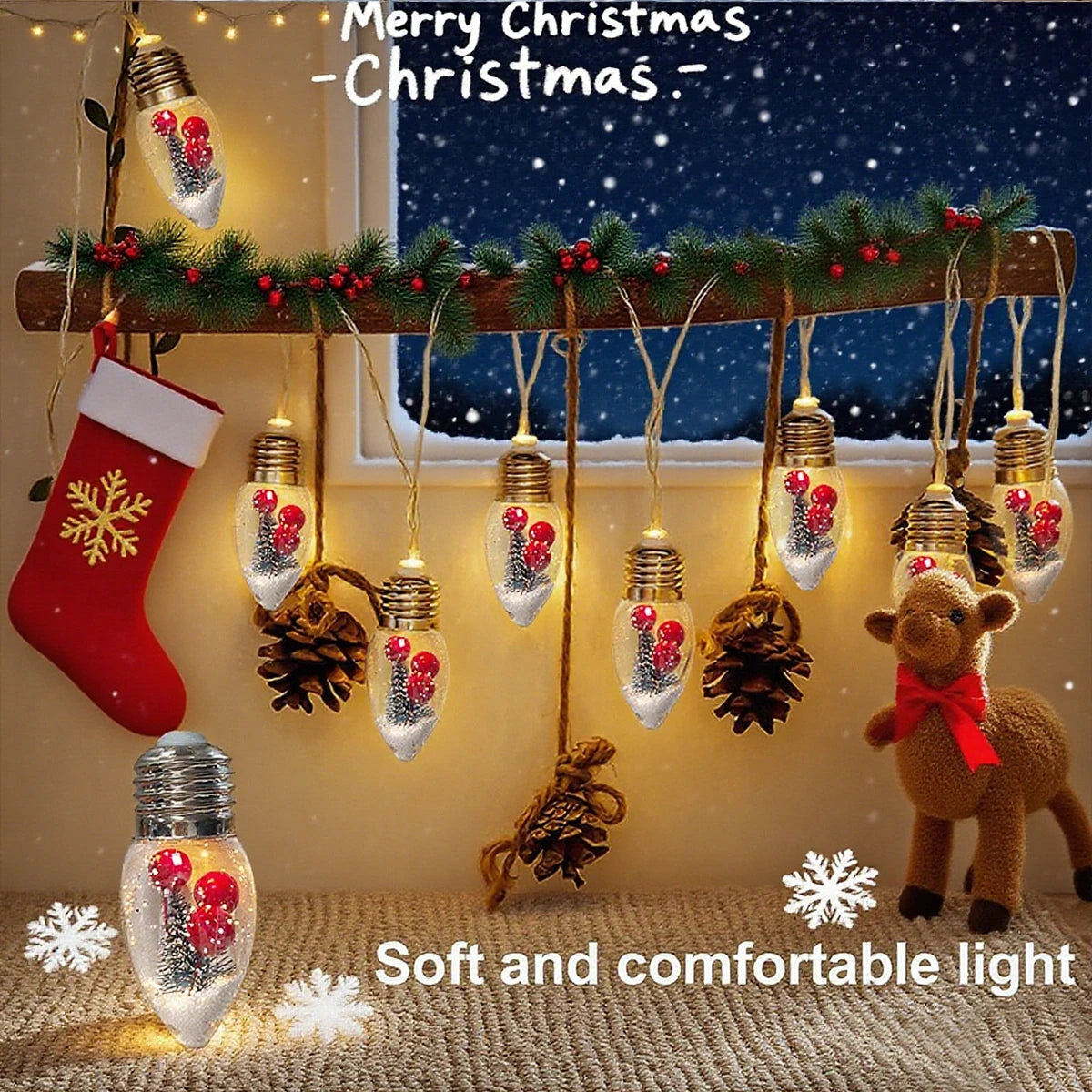 FrostGlobe LED Sneeuwbol Lichtslinger – Met Kerstboom & Rode Besjes - buitenverlichting - zijaanzicht