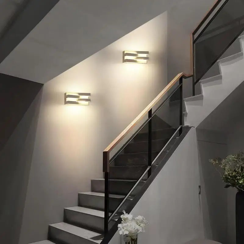 LuxGate Pro – LED Buitenwandlamp IP65 van Aluminium voor Tuin, Villa & Poort - buitenverlichting - zijaanzicht