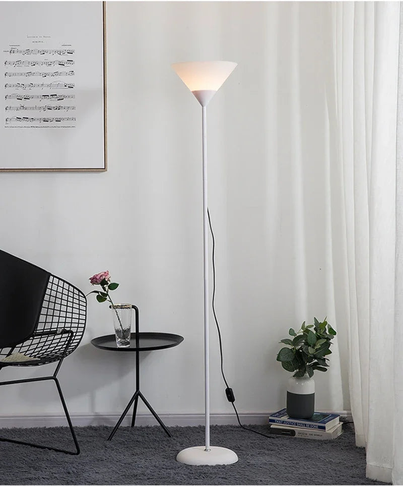 LumiArc LED Vloerlamp – Minimalistisch Design voor Stijlvolle Verlichting - vloerlamp - gemonteerd